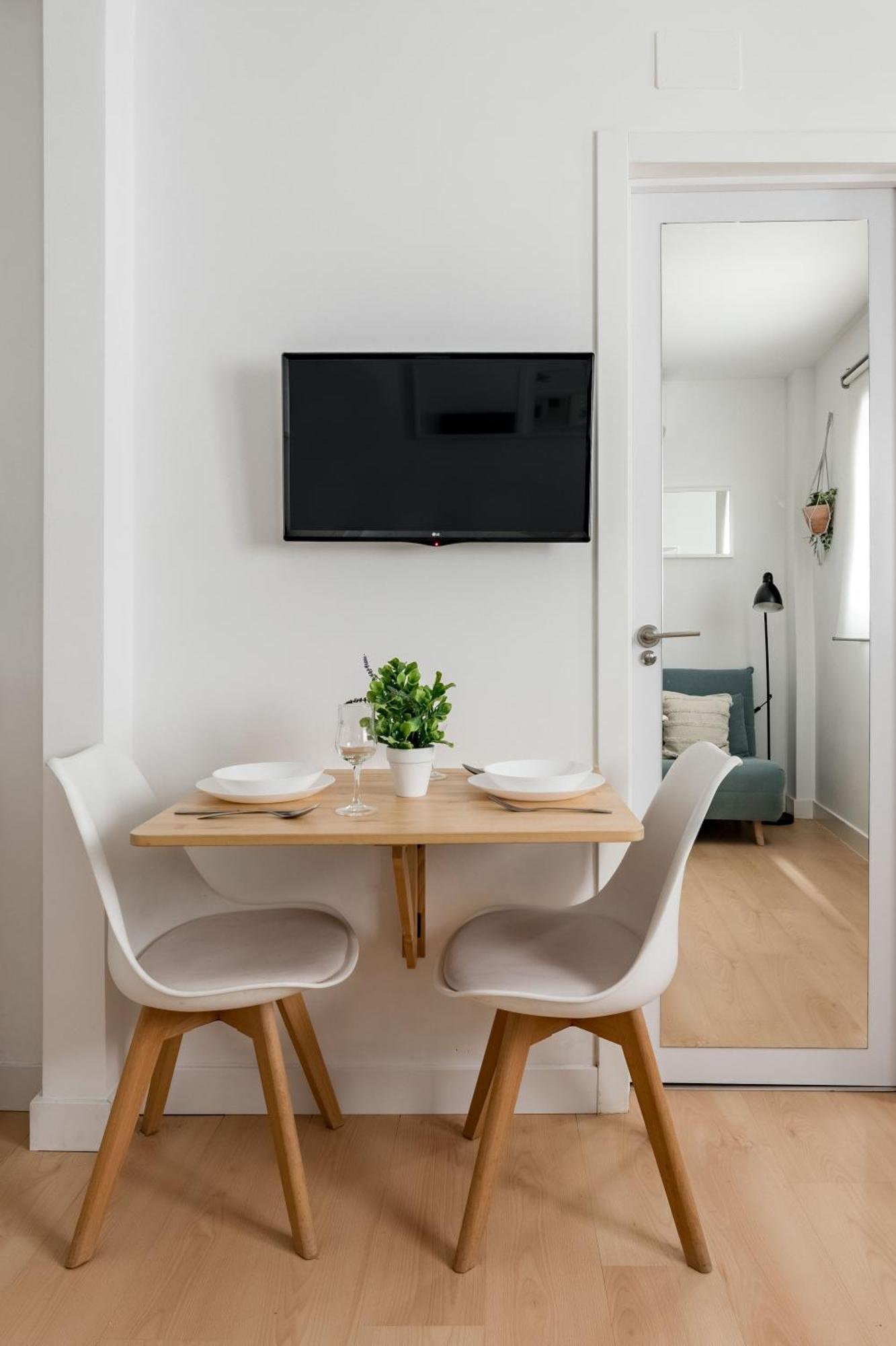 Charming Sol Studios Madrid Exteriör bild