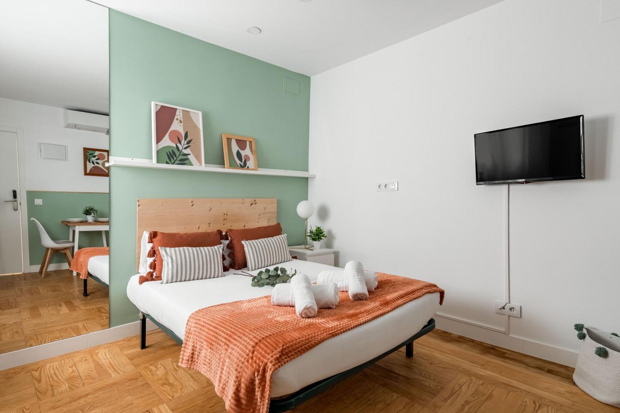 Charming Sol Studios Madrid Exteriör bild