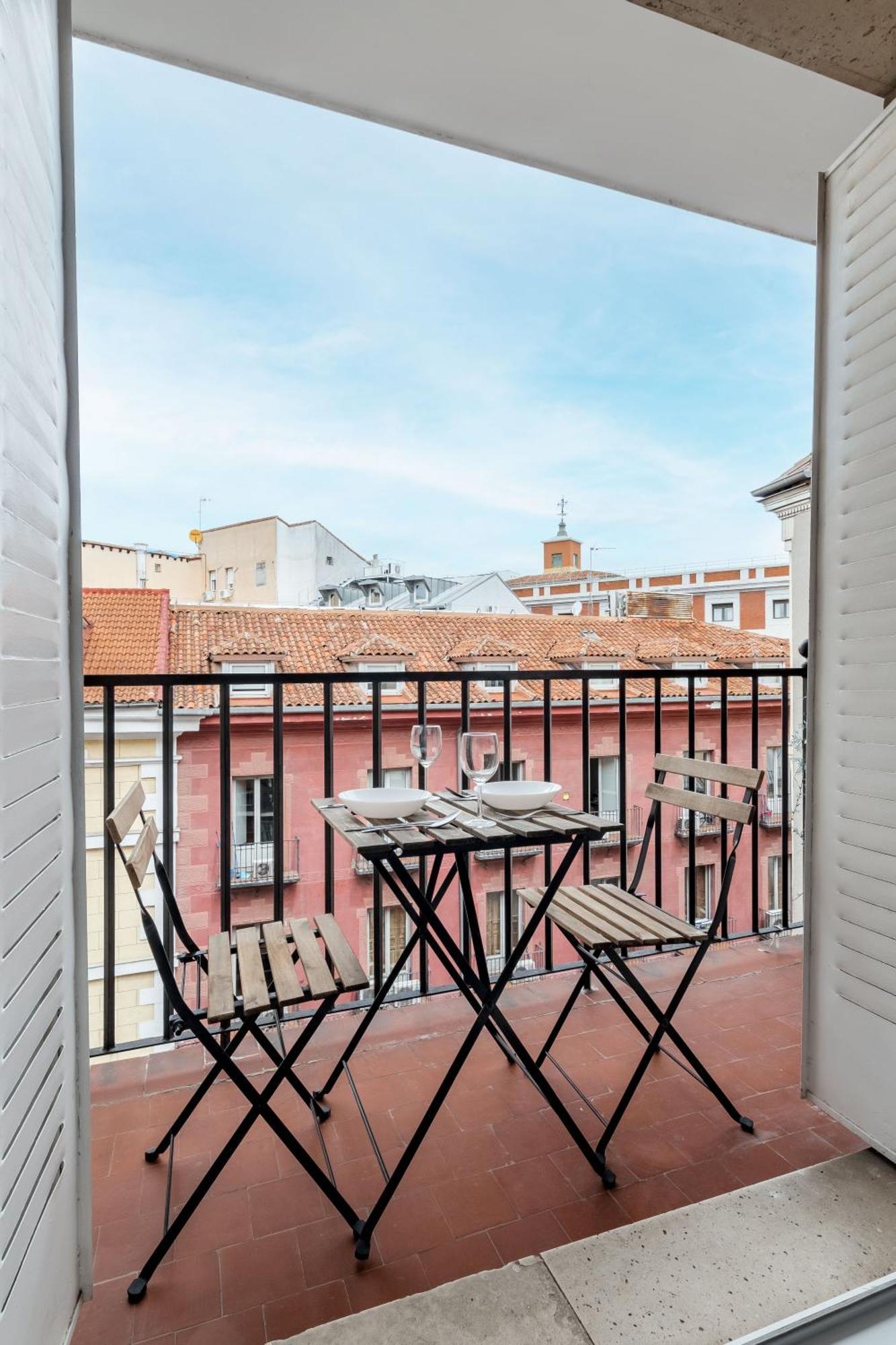 Charming Sol Studios Madrid Exteriör bild