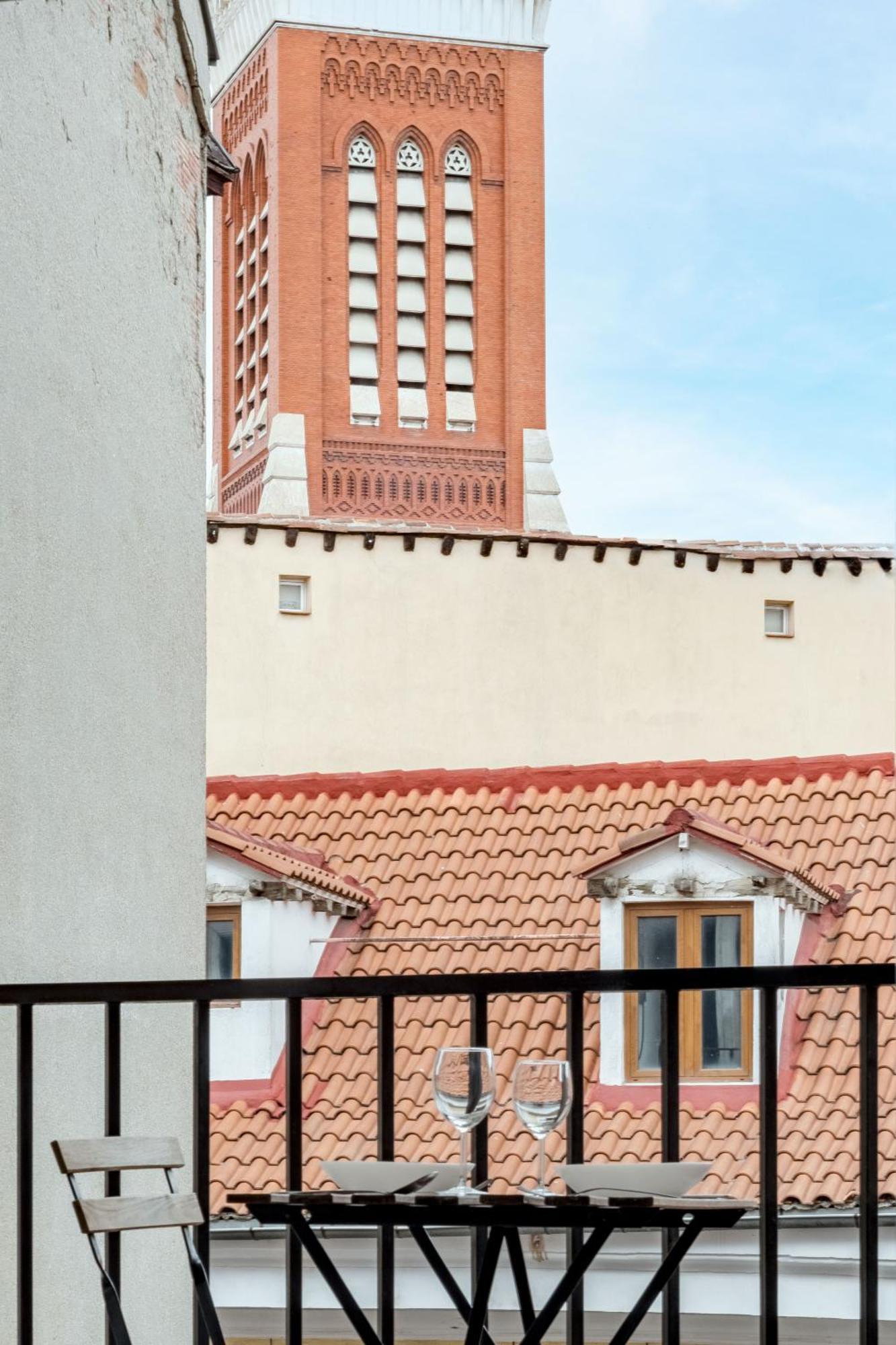 Charming Sol Studios Madrid Exteriör bild