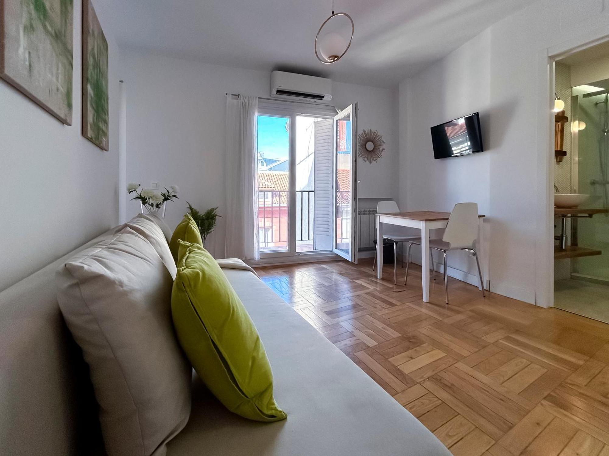 Charming Sol Studios Madrid Exteriör bild